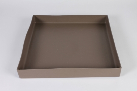 A067AT Soucoupe rotomoulé taupe 40x40cm H5cm<br />
