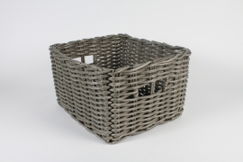 A001A5 Grey resin basket 44x37cm H23cm