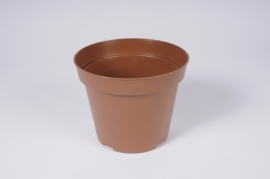 A031AT Pot plastique terracotta D16cm H13cm