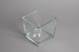 A047I0 Glass cube vase 14x14cm H14cm