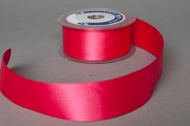 A044UN Fuchsia satin ribbon 40mm x 25m