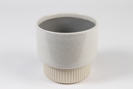 J6-000012 Cream ceramic planter D19.5cm H17.5cm