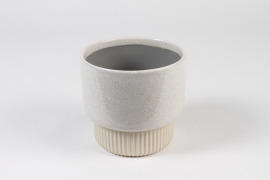 J6-000014 Cream ceramic planter D13.8cm H13cm