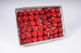 n161di Box of 48 red artificial apples D3.5cm