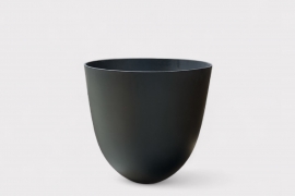 RR-000014 Black polystone pot D55cm H55cm