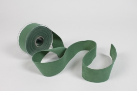 UN-000685 Green velvet ribbon 40mm x 7m