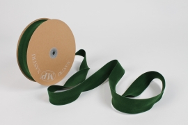 UN-000735 Dark green velvet ribbon 40mm x 30m