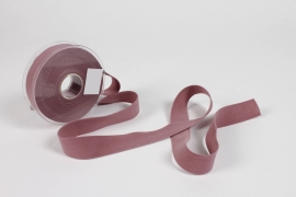 UN-000790 Old pink velvet ribbon 25mm x 7m